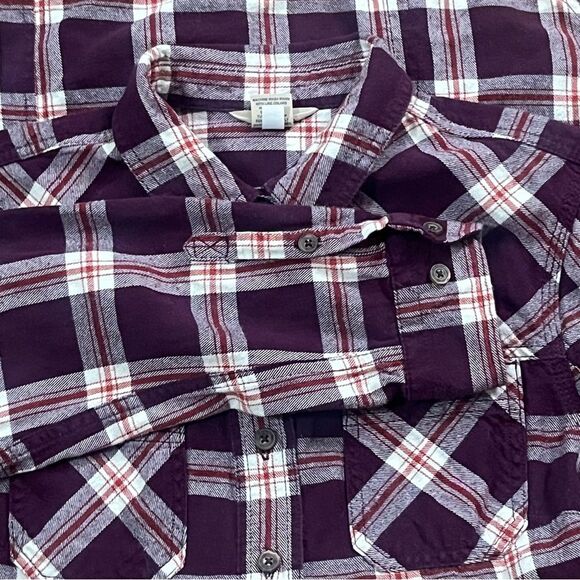 Duluth Trading Plaid Flannel Button Down Shirt Purple Red Size Medium - Picture 6 of 8
